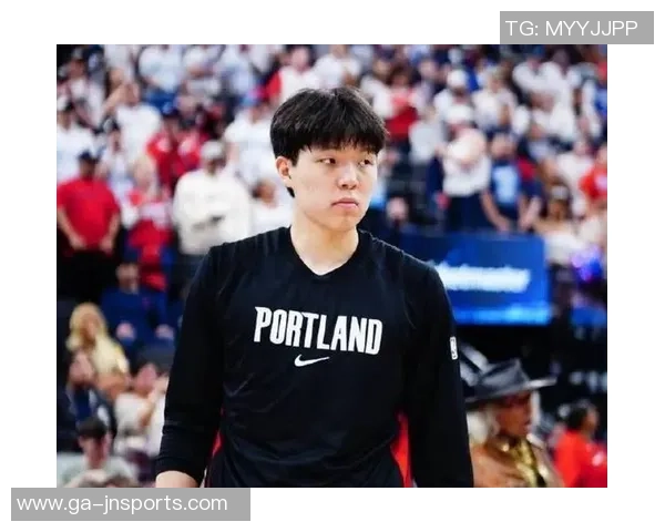 再度被下放！揭露驳斥谣言，杨瀚森翻译没进开拓者教练组！