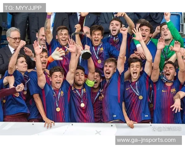 每体:巴萨内部以为有人成心抹黑亚马尔;球队对他彻底信赖 每体:巴萨内部以为有人成心抹黑亚马尔;球队对他彻底信赖